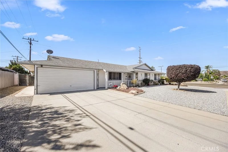 28984 E Worcester