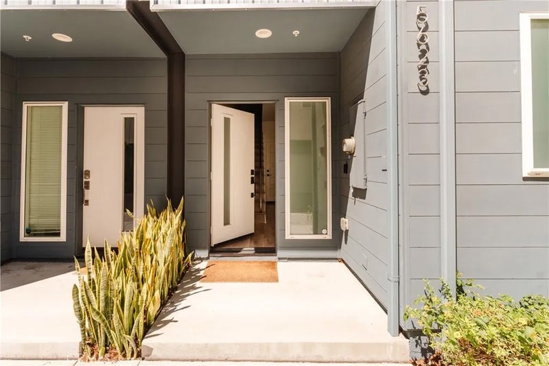5623 N Bella Blanco
