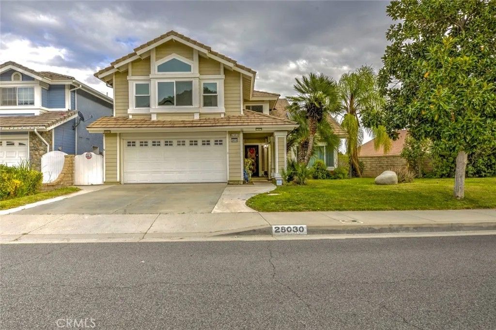 Photo of 28030 Kenton Ln, Saugus, CA 91350 (MLS # GD26019760)