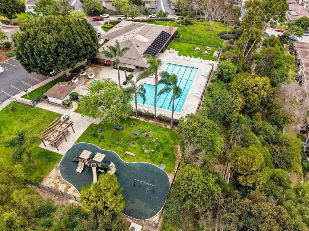 6206 Caminito Salado