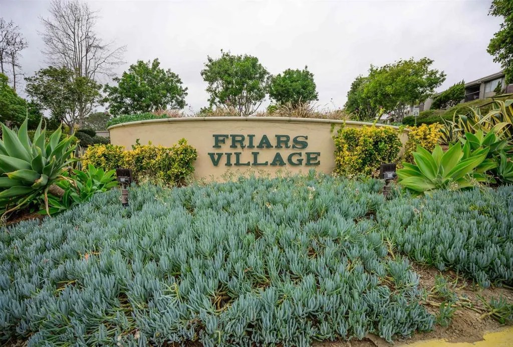 6206 Caminito Salado