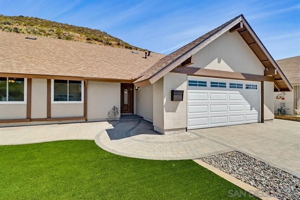 10459 Santana Street