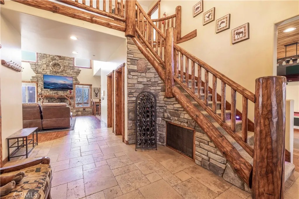 42550 Bear Loop