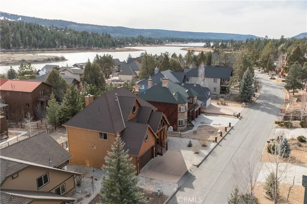 42550 Bear Loop