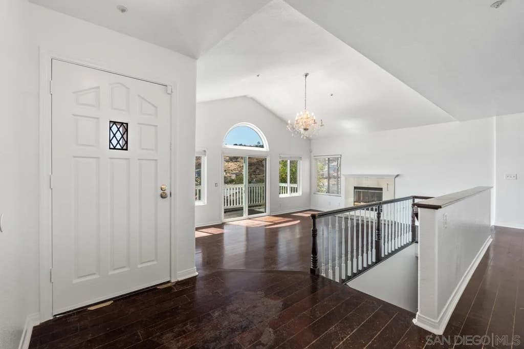 Photo of 1229 La Mesa AVE, Spring Valley, CA 91977 (MLS # 260018051)