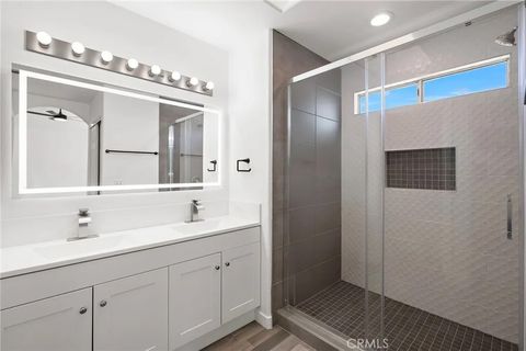 Tiny photo for 40190 Paseo Del Sol, Murrieta, CA 92562 (MLS # OC25270528)