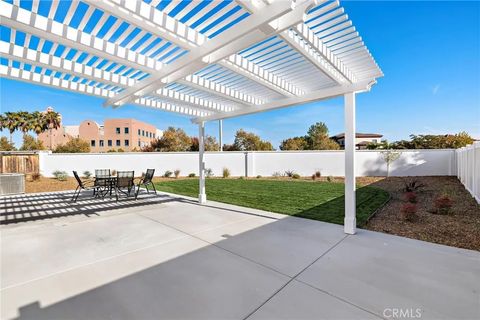 Tiny photo for 40190 Paseo Del Sol, Murrieta, CA 92562 (MLS # OC25270528)