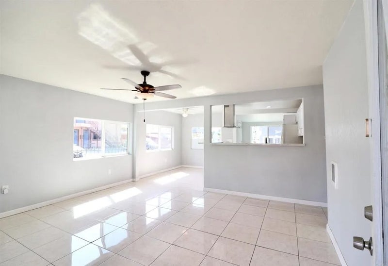 110 W Hall Avenue