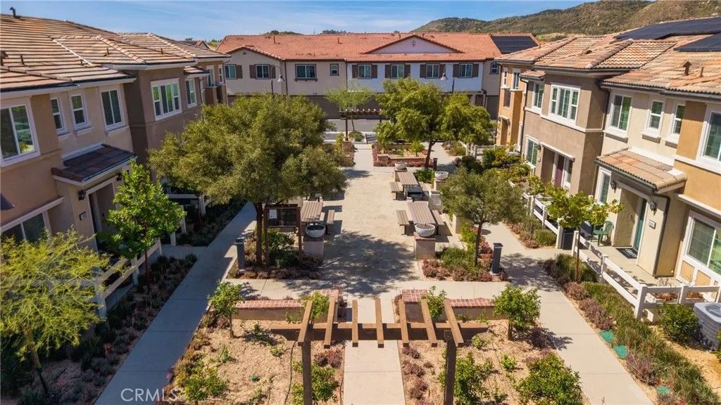 Photo of 35741 Starling Ave #2204, Murrieta, CA 92563 (MLS # SW26058021)