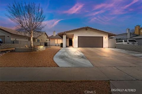 Photo of 13115 Rolling Ridge, Victorville, CA 92395 (MLS # HD26050356)