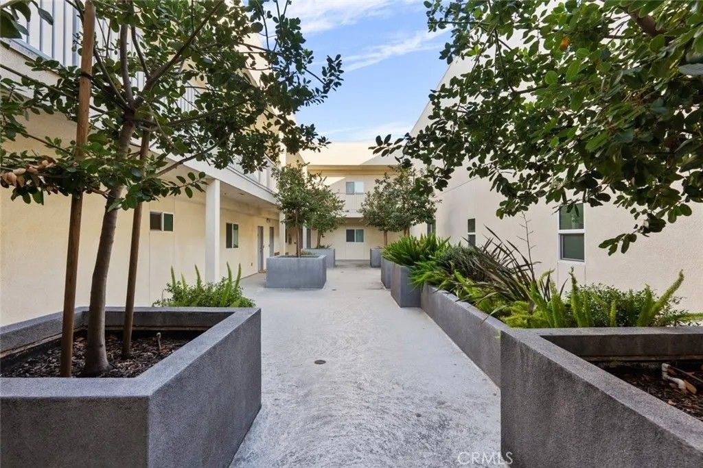 Photo of 6320 Beck Avenue, North Hollywood, CA 91606 (MLS # GD26007748)