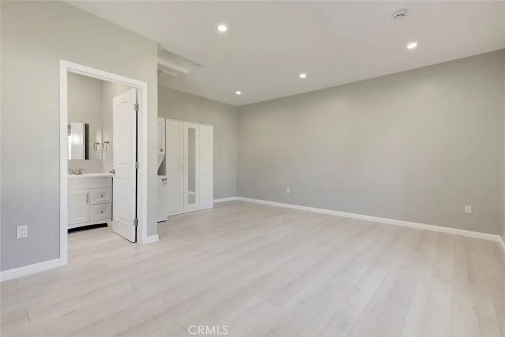 10935 Nassau Avenue