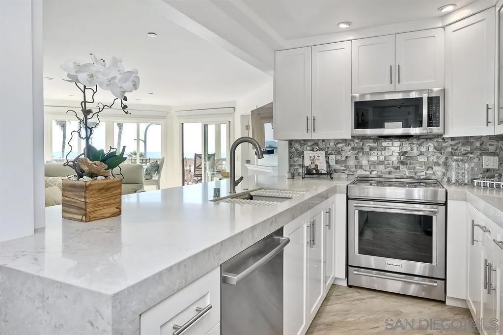 4465 Ocean Blvd Unit 1