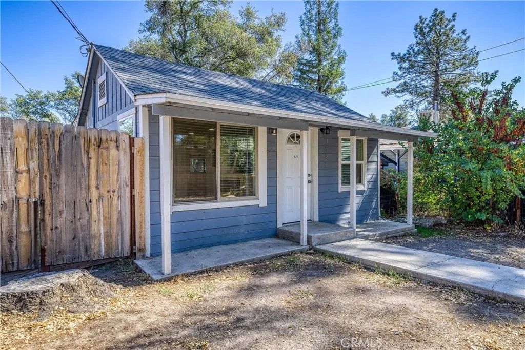 Photo of 3580 Vista Street, Clearlake, CA 95422 (MLS # LC26104070)