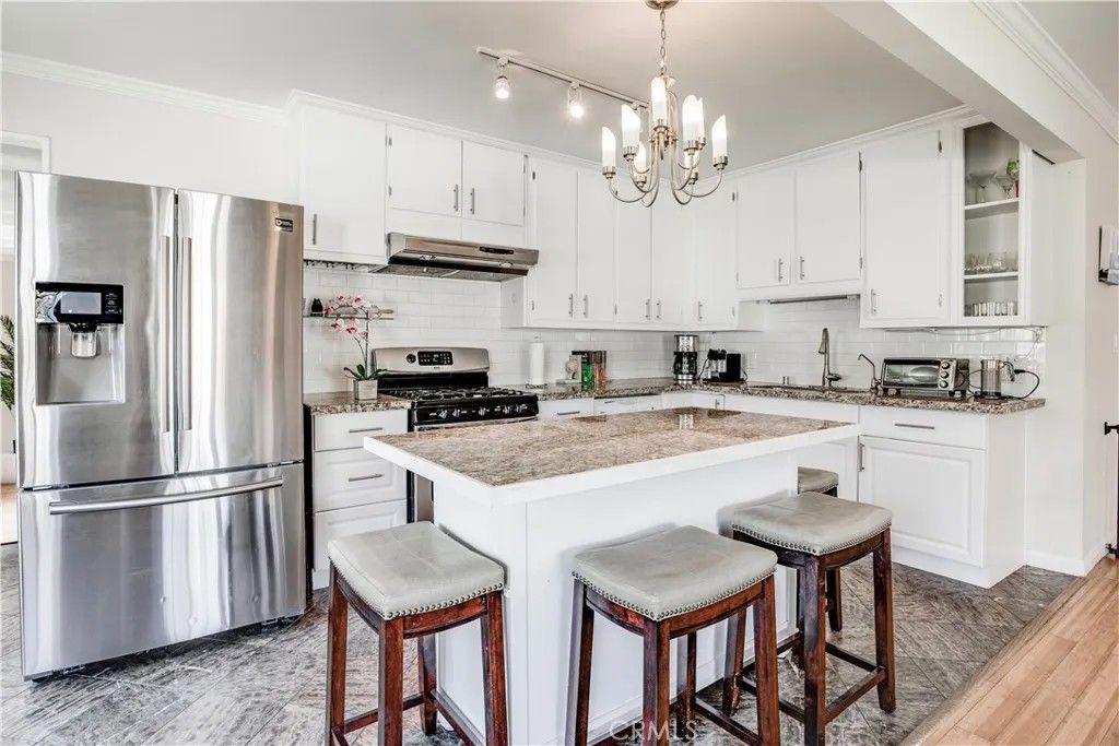 Photo of 2902 Spreckels Court, Redondo Beach, CA 90278 (MLS # SB25277870)