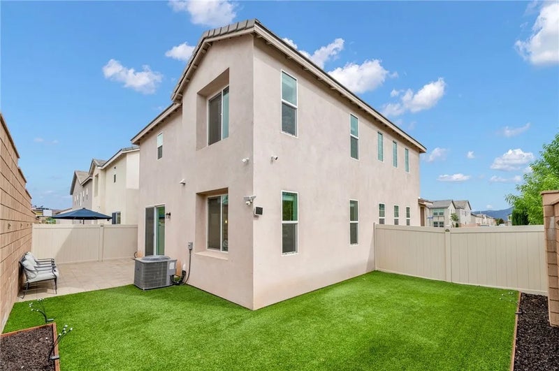 567 Enzo Street 84