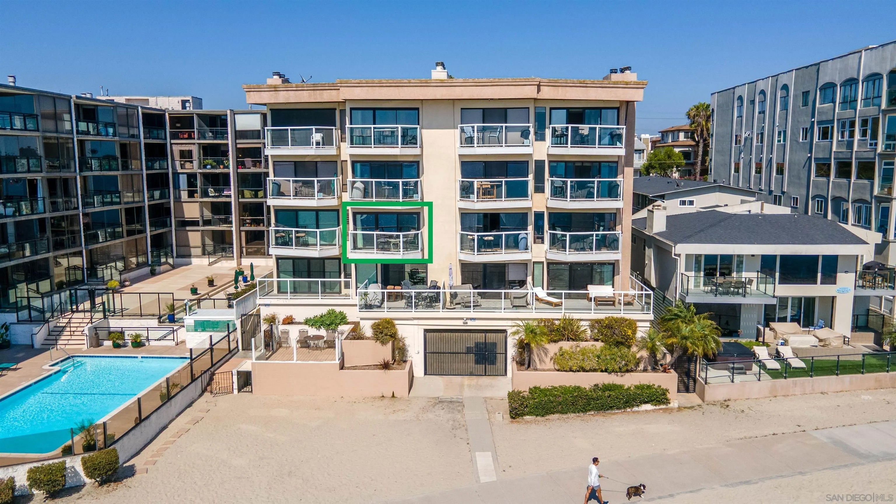 3888 Riviera Drive 202