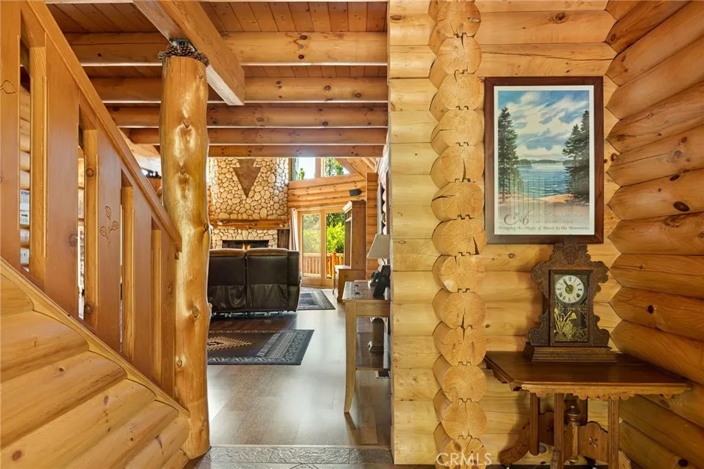 27492 Cedarwood Court