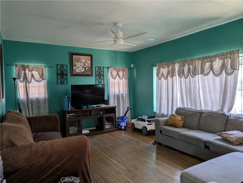 434 W 48th Street
