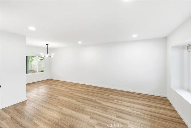 17331 Barnhill