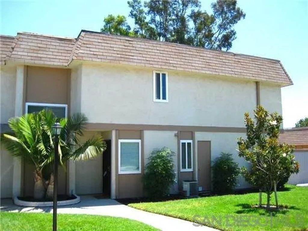 Photo of 10317 Santana Ranch Dr, Santee, CA 92071 (MLS # 260006635)