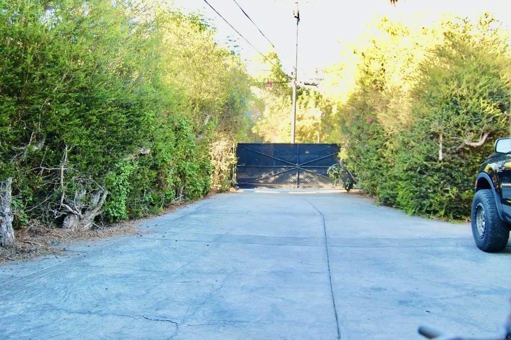 Photo of 736 Mar Vista Drive, Vista, CA 92081 (MLS # NDP2510376)