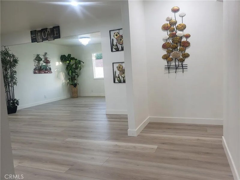 2758 W STOCKTON