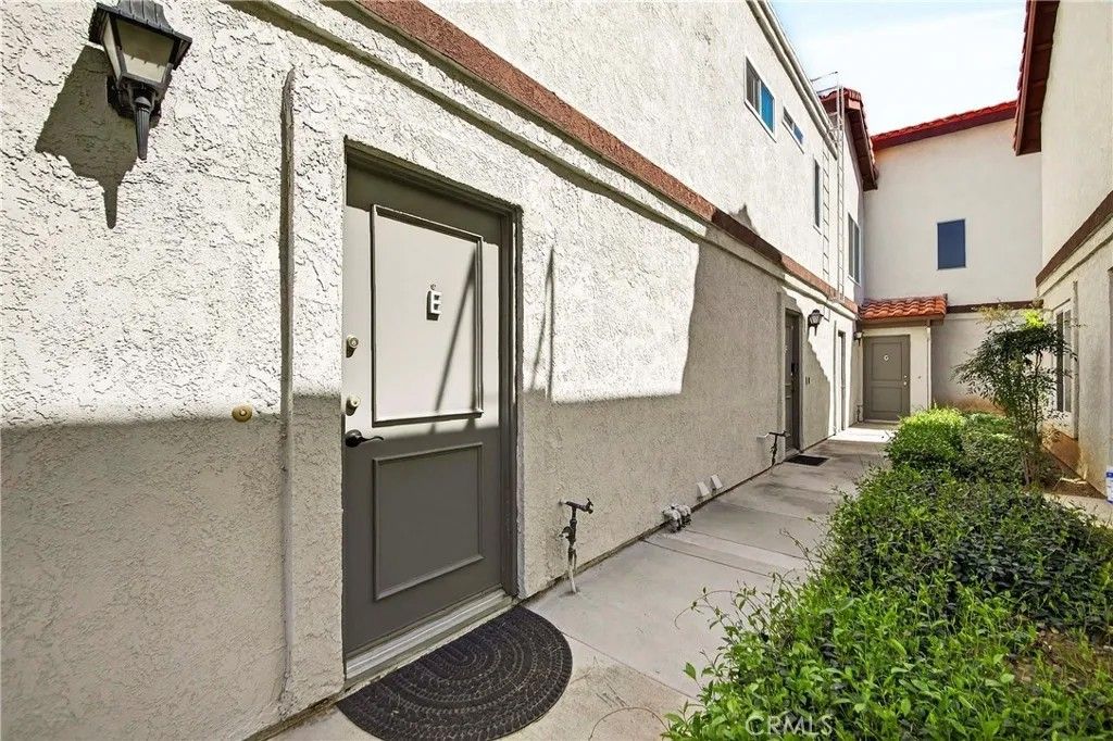 Photo of 24208 Sylvan Glen Road #E, Diamond Bar, CA 91765 (MLS # SB26059640)