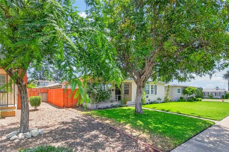 1006 N Sunset Avenue