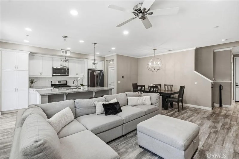 22077 Barrington