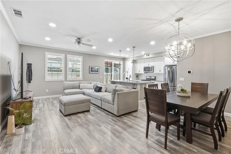 22077 Barrington