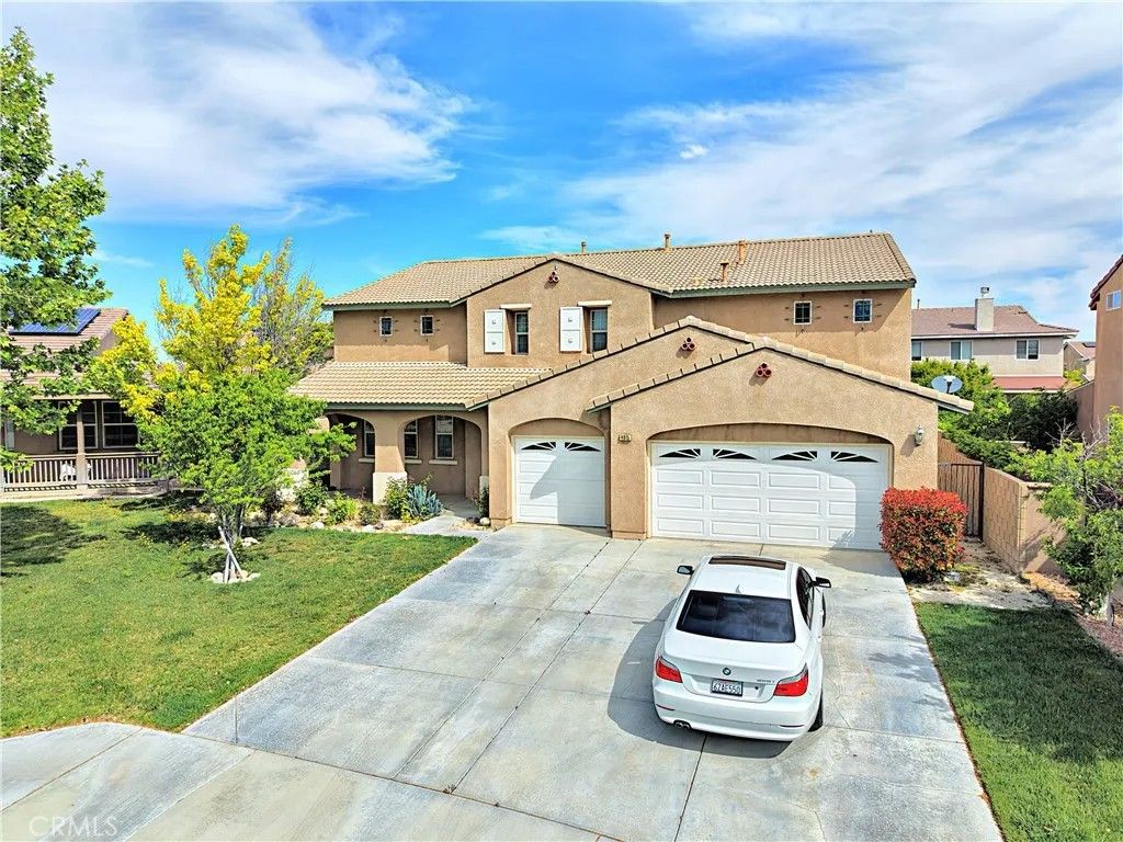 Photo of 4815 W Avenue J5, Lancaster, CA 93536 (MLS # SR26074039)