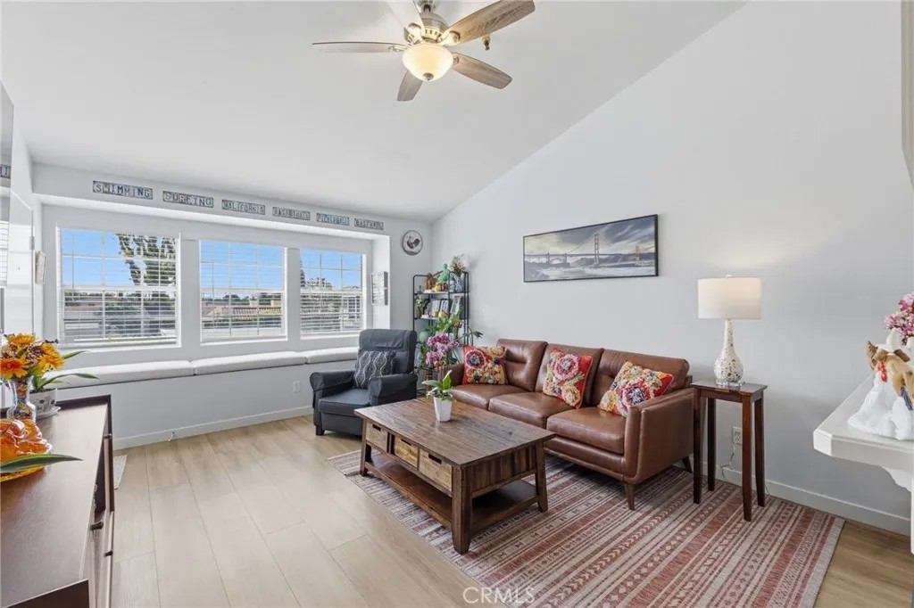 701 S Hayward 18