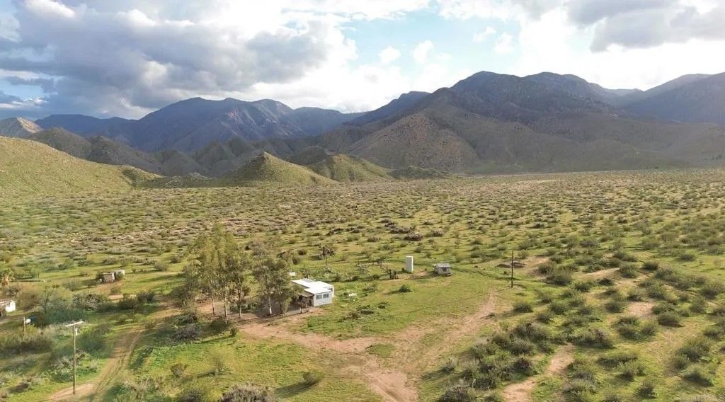 Photo of 33575 Overland Stage Rte, Julian, CA 92036 (MLS # NDP2601946)