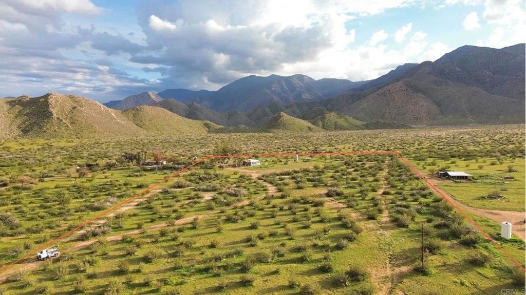 Photo of 33575 Overland Stage Rte, Julian, CA 92036 (MLS # NDP2601946)