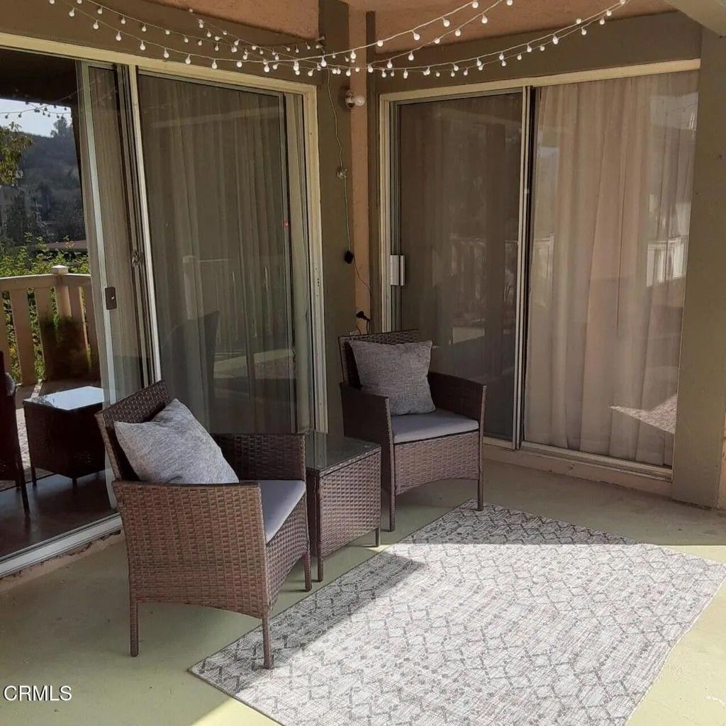 Photo of 324 Chestnut Hill Court #11, Thousand Oaks, CA 91360 (MLS # V1-35891)