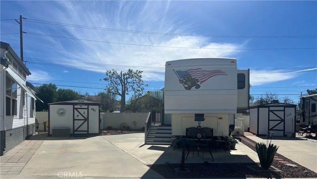 Photo of 1295 S Cawston Ave, Hemet, CA 92545 (MLS # SW26044141)