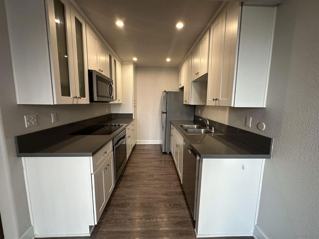 Photo of 8548 Via Mallorca #B, La Jolla, CA 92037 (MLS # 250045974)