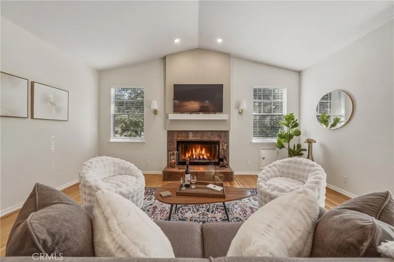 2686 Greenway