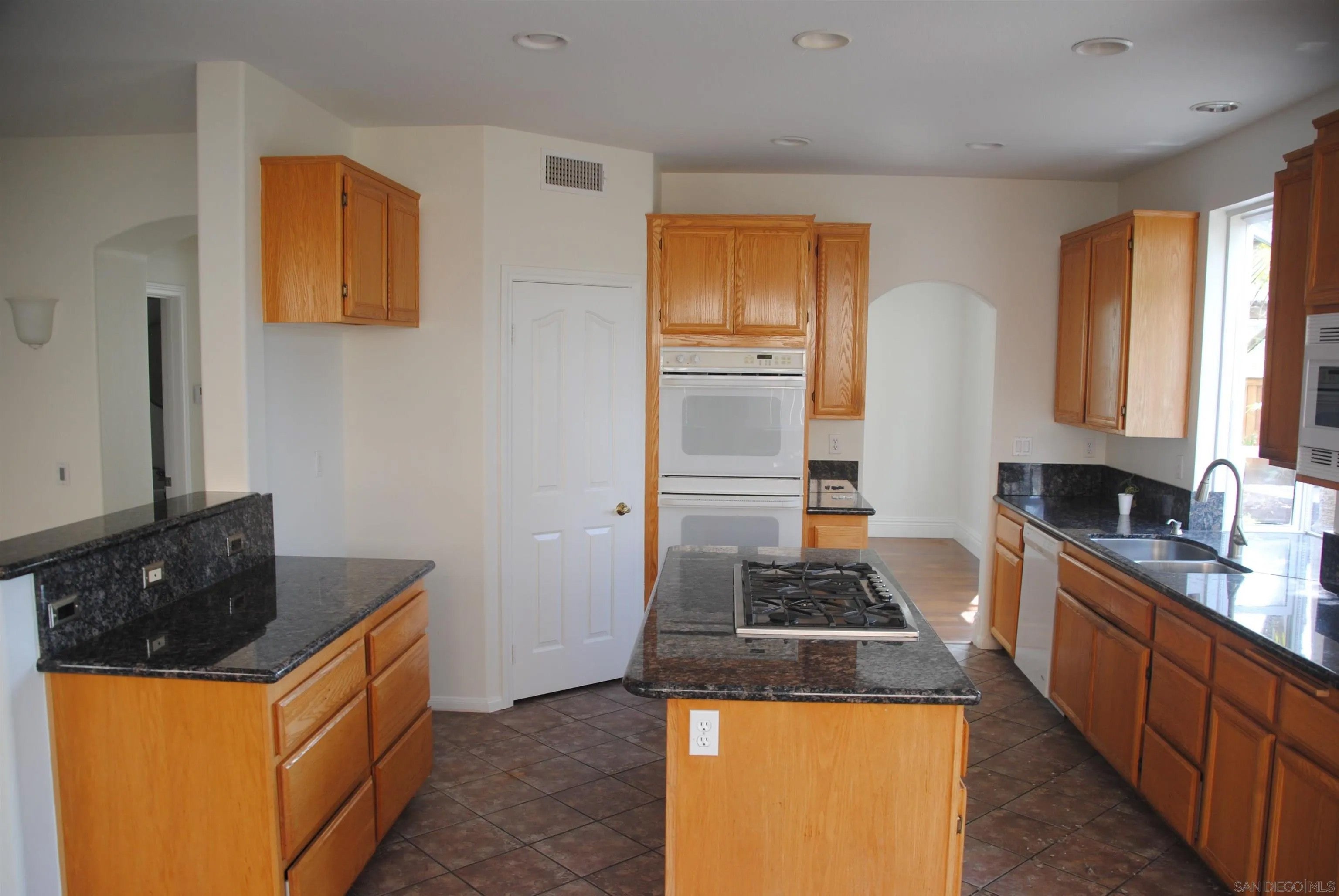 5285 Milton