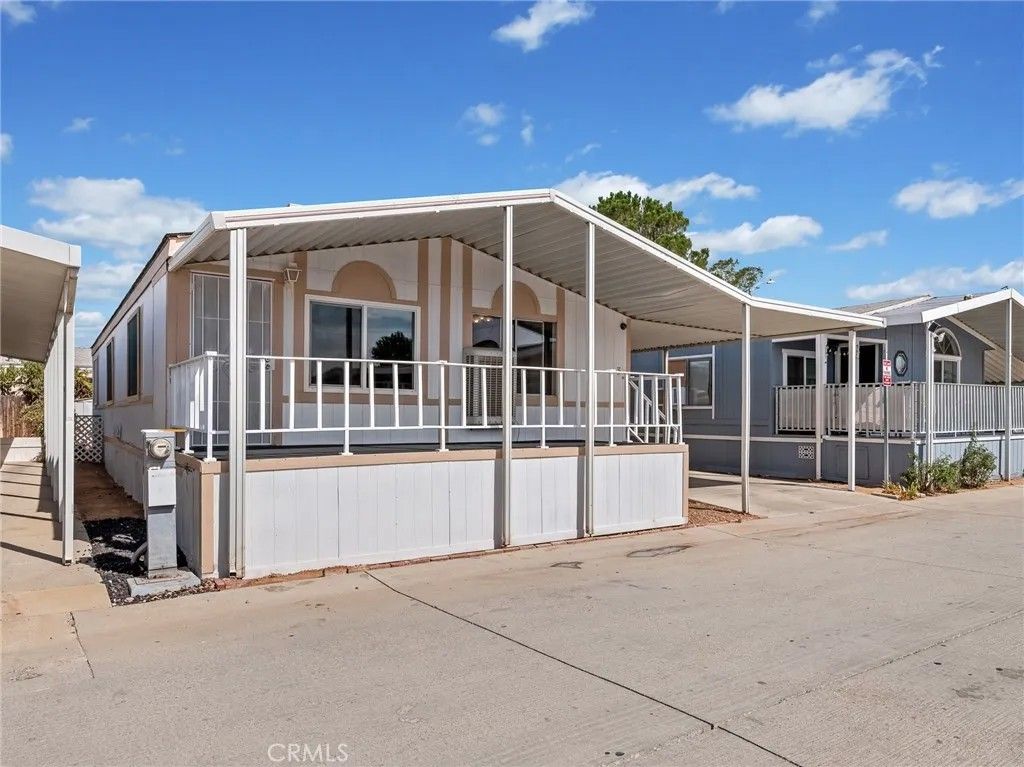 Photo of 22020 Nisqually Rd #3, Apple Valley, CA 92308 (MLS # HD25270419)