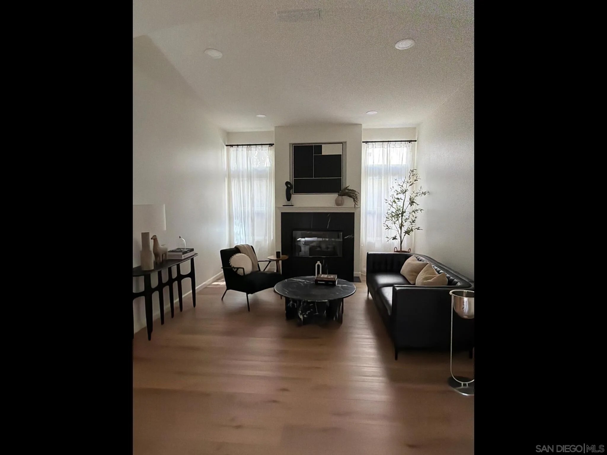13133 Via Canyon Dr.