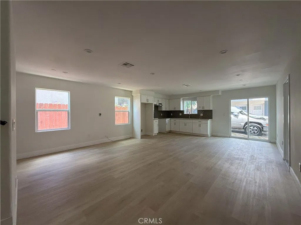 645 W 97th