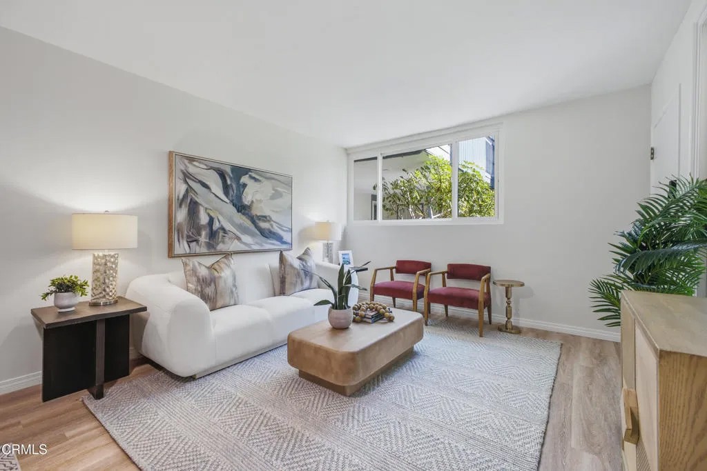 245 Aster Street 6