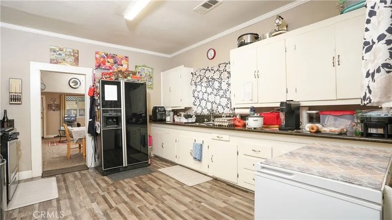 458 E Pleasant