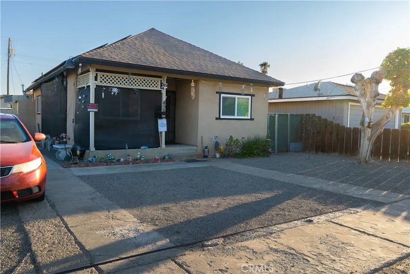 458 E Pleasant