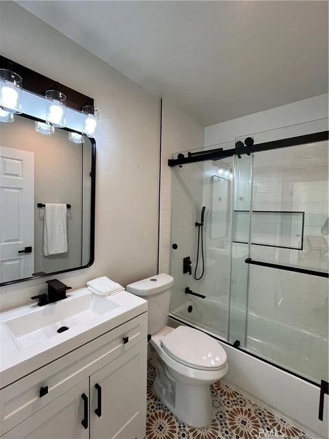 Tiny photo for 1219 W Maddox St, Long Beach, CA 90810 (MLS # PW25241291)