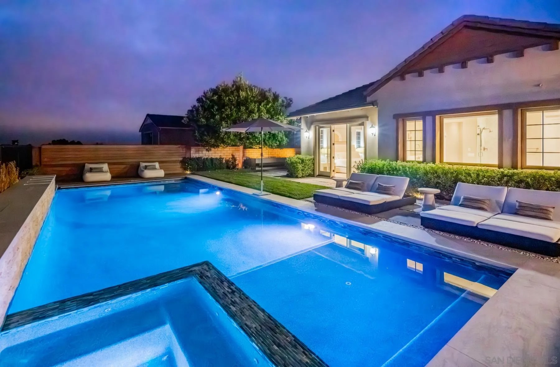 10871 Cadence Isle Ct