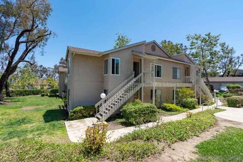 Photo of 663 Diamond Way #229, Vista, CA 92083 (MLS # 260012162)