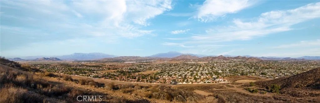 1 Valley Blvd